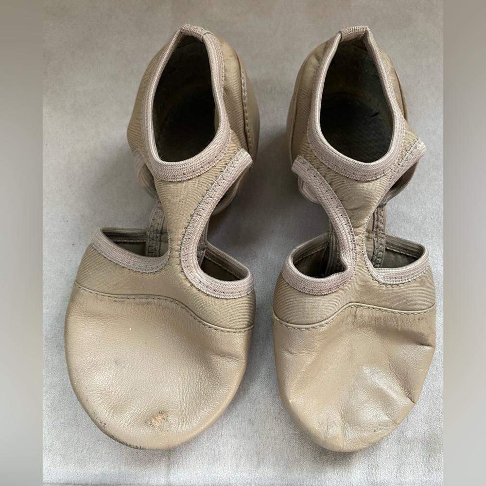 Capezio Pedini Femme Tan Leather Dance Shoes